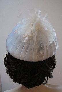Vintage Ladies White Hat Roberta Bernays Adorable 457