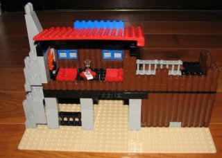 1996 Lego Set# 6769 Fort Legorado 668Pcs 10Figs 3Horses w/Instructions 
