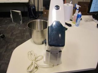 Blakeslee Kenwood 7qt Countertop Food Stand Mixer A717