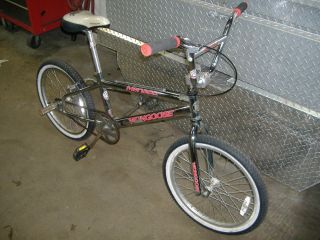  Mongoose Menace BMX Bicycle
