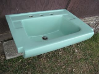 Antique Vintage American Standard Ming Green Bathroom Sink Tile in 