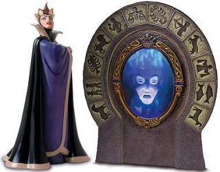 Snow White and The Seven Dwarfs Evil Queen and Magic Mirror Set WDCC 