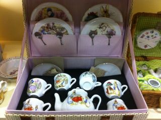 Reutter Beatrix Potter Peter Rabbit 17pc Porcelain Tea Set Germany XL