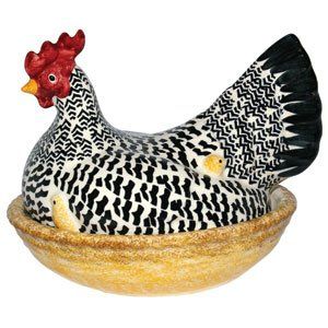 Pottery egg storage hen, 19cm high. Classic Bridgewater design. Made 