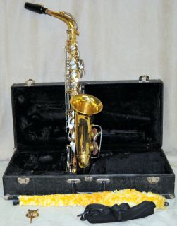 Bundy Alto Saxophone Includes Case