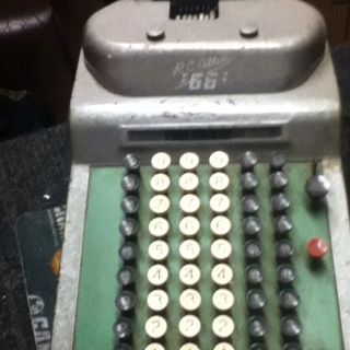 Vintage RC Allen Hand Crank Calculator Adding Machine