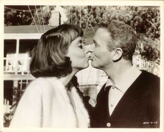 CAROLYN JONES & RED BUTTONS A Ticklish Affair   1963