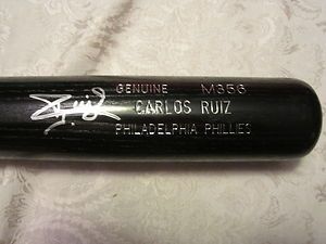 Carlos Ruiz Phillies 2009 Game Used Signed Louisville Slugger Bat M356 