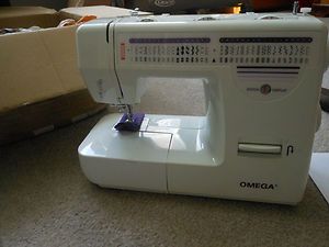 omega comercial sewing maching heavy duty model 7142W industrial 7142 