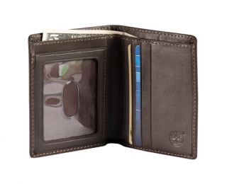 keep your cash and credit cards safe and organized with the new 