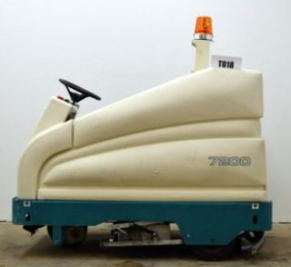 Tennant 7200 Electric Floor Scrubber in Great Condition