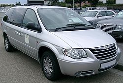 250px Chrysler_Grand_Voyager_front_20070902