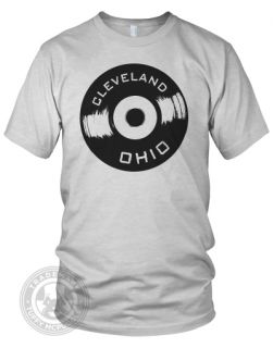 CLEVELAND, OHio 80s Rock City Vinyl American Apparel 2001 T Shirt L