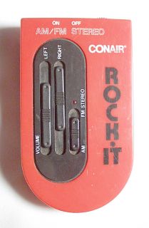 VINTAGE PORTABLE CONAIR AM/FM STEREO RADIO AFM 2 ROCK IT RED VERY