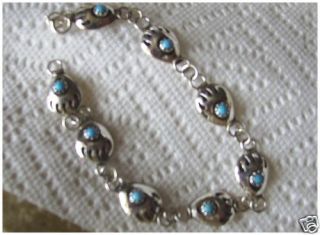 Sterling Silver Navajo Bracelet 8 Bearpaws 8 Turquoise