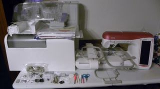 Brotehrs Embroidery and Sewing Machine Laura Ashley Innov Is 5000