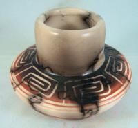 Native American Signed Navajo Carved Horsehair Pottery