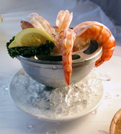 COOKED SHRIMP COCKTAIL STYLE   DEFROST AND SERVE