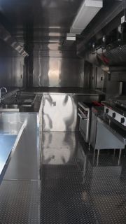 New 8 5x38 Silver Frost Event Catering BBQ Smoker Food Enclosed