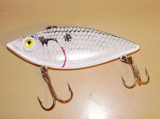 VINTAGE CORDELL RATTL SPOT MINNOW LURE NICE COLOR