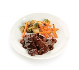 The Perfect Gourmet (6) 6.5 oz. Portions of Braised Beef   M111268