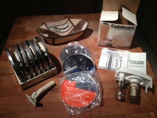 CUISINART food processor DLC 8 blades and whisk attachment Excellent