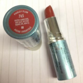 Cover Girl Lipstick Paisley Plum # 765 Lot of 2