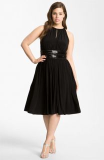 JS Boutique Sequin Matte Jersey Keyhole Dress (Plus)