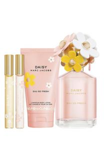 MARC JACOBS Daisy Eau So Fresh Gift Set ($145 Value)