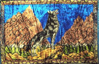x4 Vintage Tapestry Italy Wall Hanging Howling Wolf