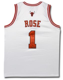 Derrick Rose Signed 2011 NBA MVP Logo Home Jersey UDA Le 101