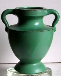 Vintage Descanso Green Catalina 2 Handled Vase 1927 1932
