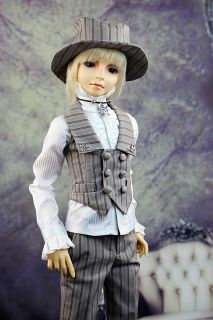 530 Gray Stripe Suit Outfit 1 3 SD DZ DOD BJD Dollfie