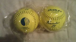 Dudley Thunder ZN USSSA softballs 1 Dozen 12