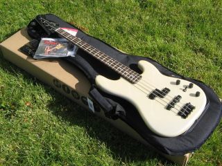 Fender Duff McKagan Signature Jazz Bass Special