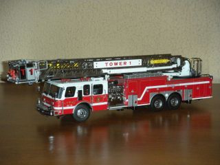 Franklin Mint E One Tower 1 Red Mint Fire Truck