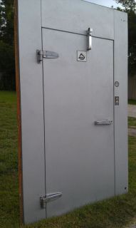HARFORD DURACOOL WALK IN FREEZER COOLER DOOR 58 X 94 MODEL XWM624