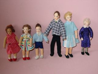 Erna Meyer Doll House Family Including Grandma 6 Dolls