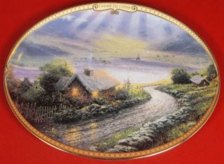 Thomas Kinkade Emerald Isle Cottage Oval Collector Plate Gold Serenity