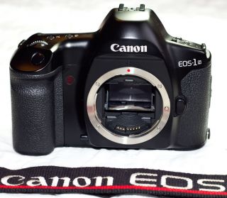 Canon EOS 1 N Professional 35mm SLR Film Camera Body w Strap Body Cap