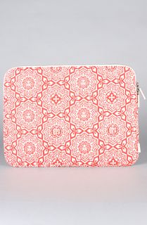 Incase The Coated Canvas Sleeve for MacBook Pro 13 in Yen Pattern Red