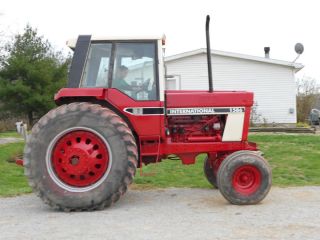 international farmall 1586 farm tractor
