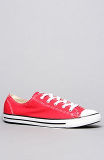 Converse The Dainty Basic Canvas Chuck Taylor All Star Sneaker in Red