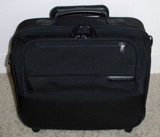  Riley Wheeled Compact Tote U214 4 Mint Fits Under Airline Seats