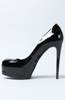 Pour La Victoire The Zimmer Shoe in Black Soft Patent
