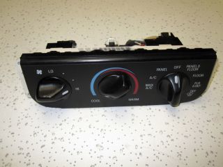1997 98 FORD F150 / EXPEDITION CLIMATE/HEATER/AC CONTROL UNIT
