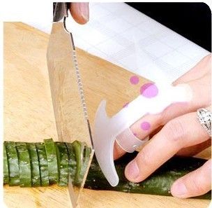 2pcs Kitchen Essential Finger Protector Smile Knife Cut Vegetable Hand