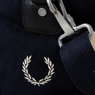 fred perry vintage twill tool bag navy this is an updated version of