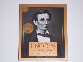 Lincoln A Photobiography Russell Freedman Biography History Sonlight