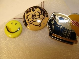 Dick Tracy Smiley Face Creative House Collectible Pin